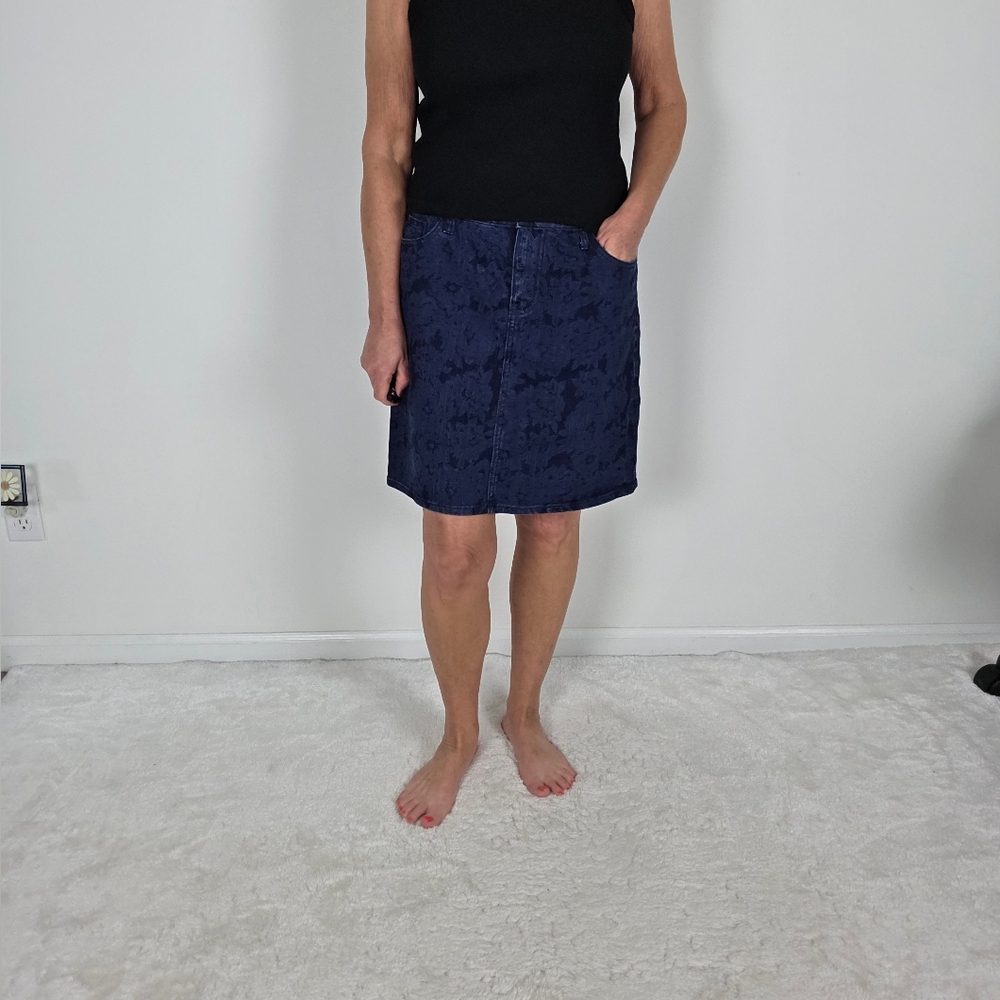 Tommy Hilfiger Floral Denim Skirt Sz 8
